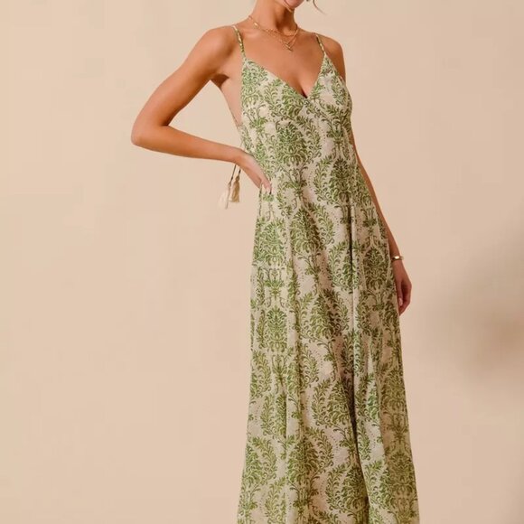 SO ME Damask Floral Summer Maxi Flowy‎ Dress With Open Back - Picture 7 of 11
